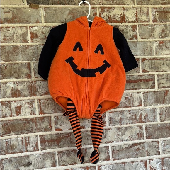 Carter’s Halloween Costume Pumpkin Set - Picture 1 of 2